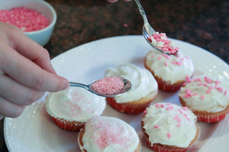 decorating cupcakes